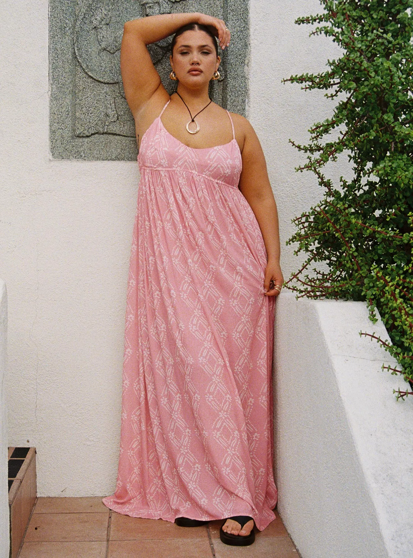 Seabreeze Maxi Dress Pink Curve